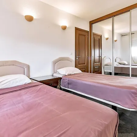 Apartamento Above Las Americas *
